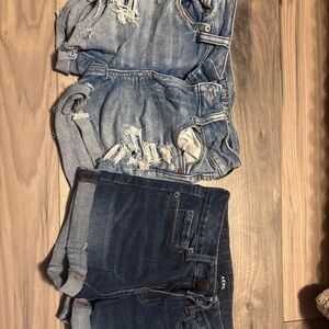Shorts A&E